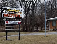 Windsor Crossroads Motel